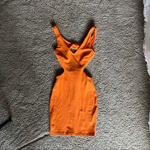 Xxs bebe orange cut our body on dress